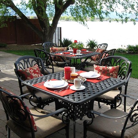 Desert Surfside Waterfront Accommodations Osoyoos Exterior photo